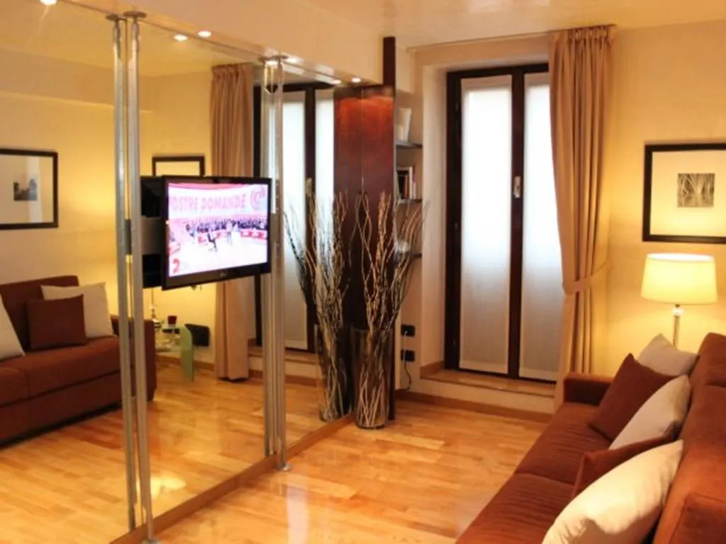 Disciplini Apartment Milan